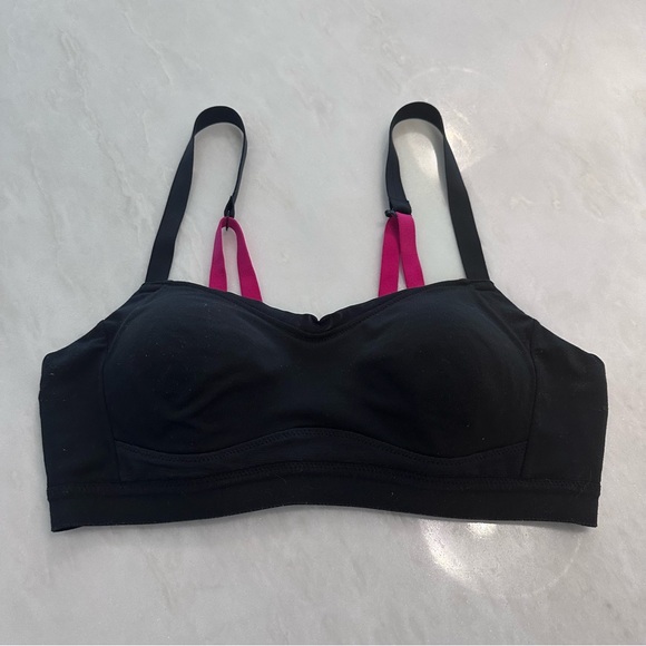 US 32AB-34A Moving Comfort Fine Form Bra - Picture 4 of 8